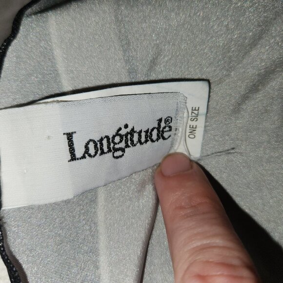 Longitude Swimsuit Cover-up Sarong || One Size Fits Most - Picture 6 of 6